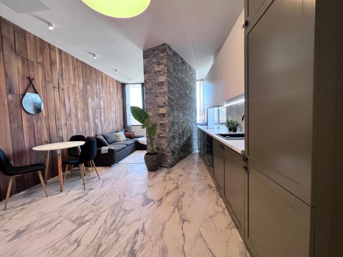 Apartment In Axis Towers, Tbilisi Business Center Exterior photo