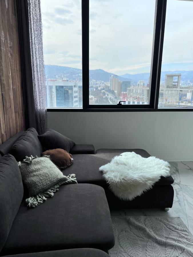 Apartment In Axis Towers, Tbilisi Business Center Exterior photo
